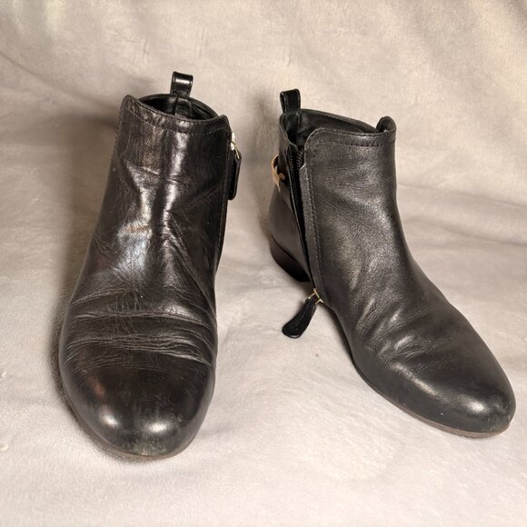 Tory Burch Jess Black Leather Ankle Boots with Gold Hardware, Size 8.5M - Picture 4 of 7